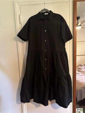 CO Collections Women's Black Tiered Button-Front Midi Dress